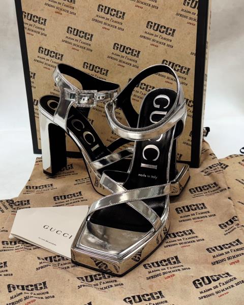 SANDALO GUCCI CON PLATEAU ARGENTO N 37