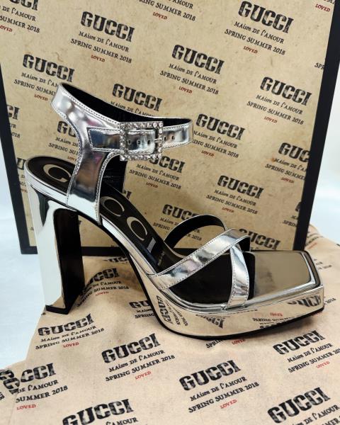 SANDALO GUCCI CON PLATEAU ARGENTO N 37