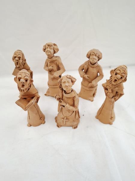 6 STATUETTE FRATICELLI IN TERRACOTTA