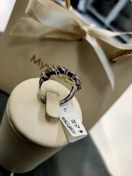 Anello argento 925 rodio con barrette alternate con zirconi
