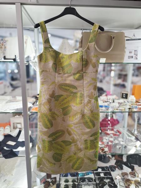 ABITO CARACTERE VERDE FOGLIE TG 42