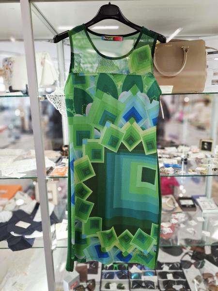 ABITO DESIGUAL VERDE TG M