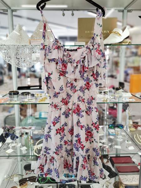 ABITO GUESS BIANCO FIORELLINI TG 40