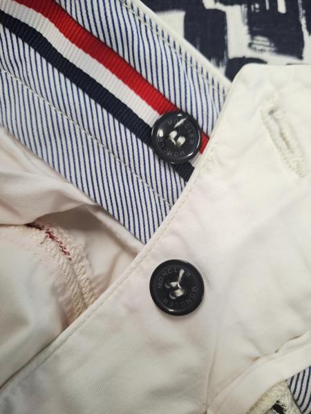BERMUDA MONCLER BIANCO TG 52