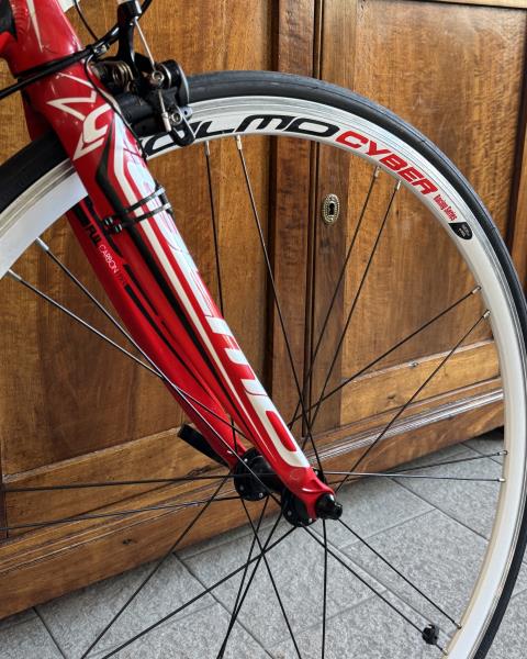 BICI DA CORSA OLMO ROSSA
