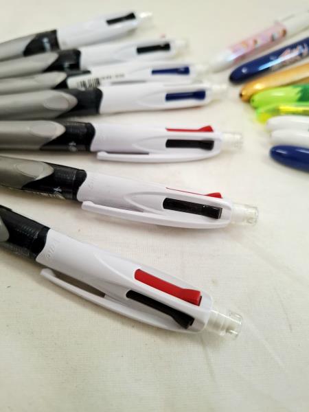 BIRO BIC 4 COLORI