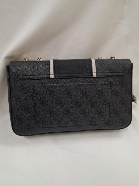 BORSA GUESS NERA MANICO CATENELLA DORATA