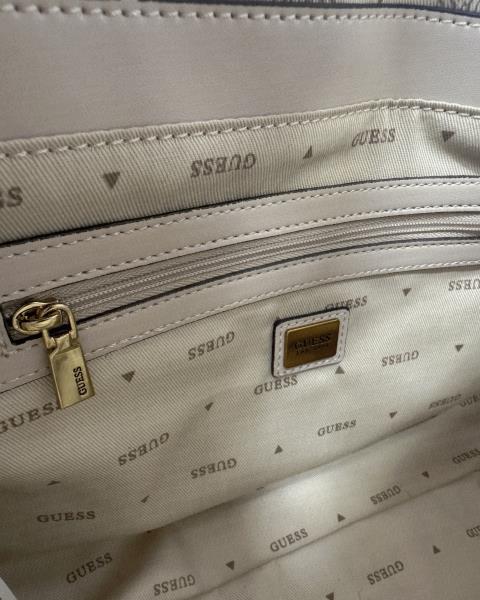 BORSA GUESS ROSA LUCCHETTO CON TRACOLLA