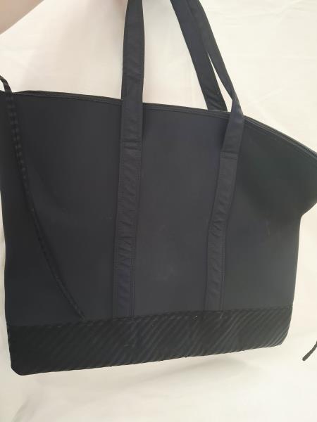 BORSA MARE PARAH NERA