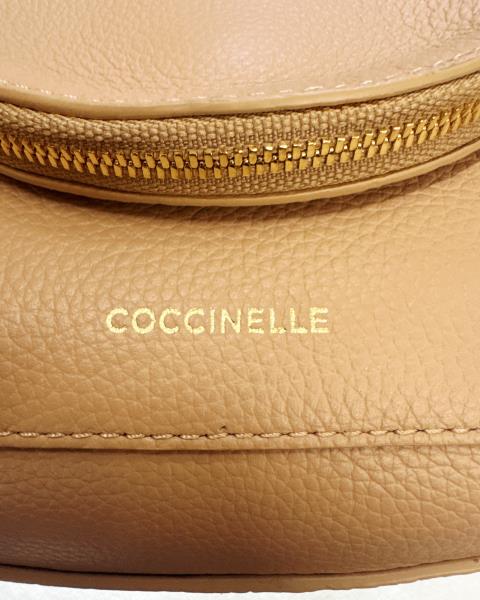 BORSETTA BEIGE COCCINELLE CON TRACOLLA
