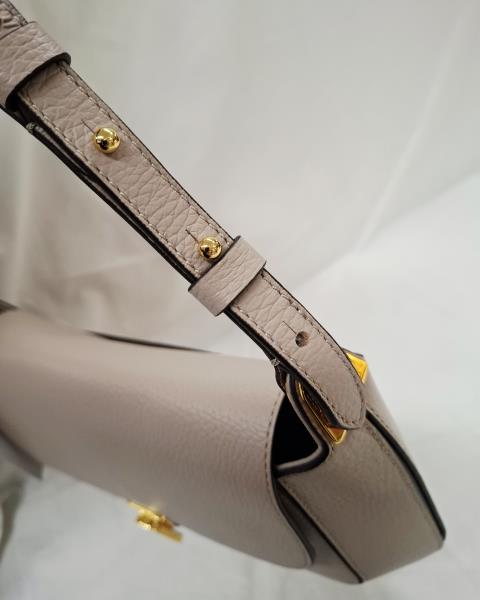 BORSETTA COCCINELLE BEIGE CON TRACOLLA