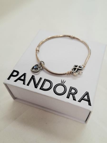 BRACCIALE PANDORA CUORE INFINITO + CHARM