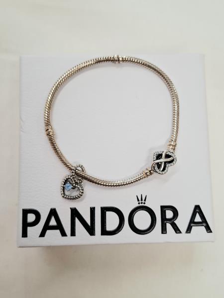 BRACCIALE PANDORA CUORE INFINITO + CHARM