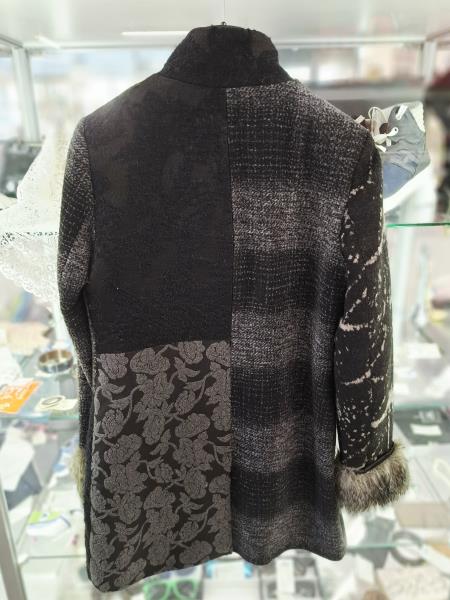 CAPPOTTINO DESIGUAL NERO POLSINI PELO TG 38 (veste 42)
