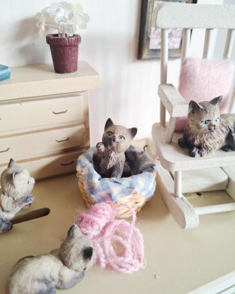 CARILLON VINTAGE PEKMAN MICETTI