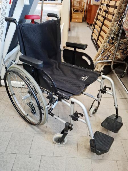 CARROZZINA PIEGHEVOLE NUOVA BLANDINO