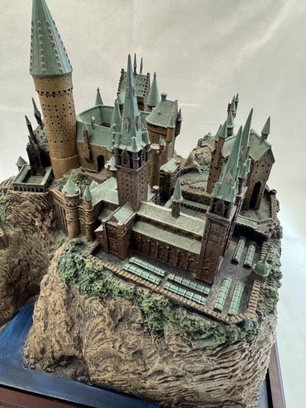 CASTELLO HOGWARTS NOBLE COLLECTION (GUGLIA SBECCATA)