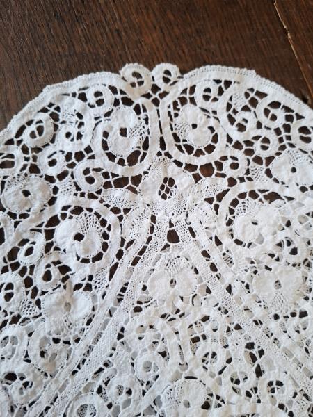 CENTRO OVALE BIANCO PIZZO CANTU'