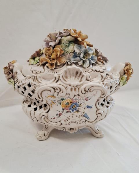 CENTROTAVOLA BASSANO FIORI CON COPERCHIO
