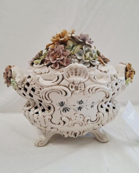 CENTROTAVOLA BASSANO FIORI CON COPERCHIO