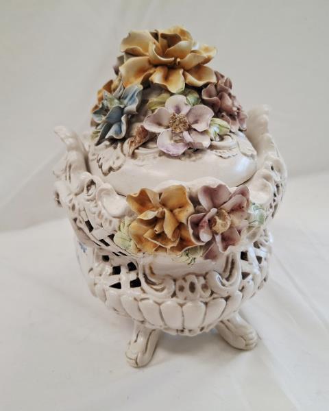 CENTROTAVOLA BASSANO FIORI CON COPERCHIO