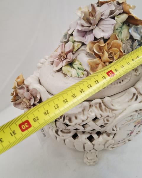 CENTROTAVOLA BASSANO FIORI CON COPERCHIO