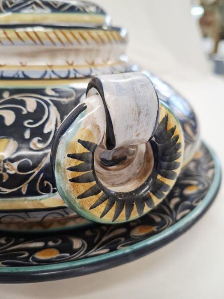 CENTROTAVOLA CERAMICHE CASTELLI DECORO BLU