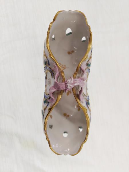 CESTINO CERAMICA FIORI BORDI DORATI DIPINTO A MANO