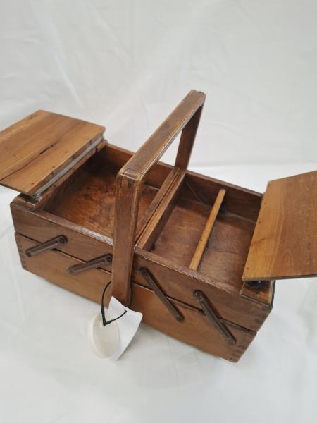 CESTINO LEGNO PORTACUCITO