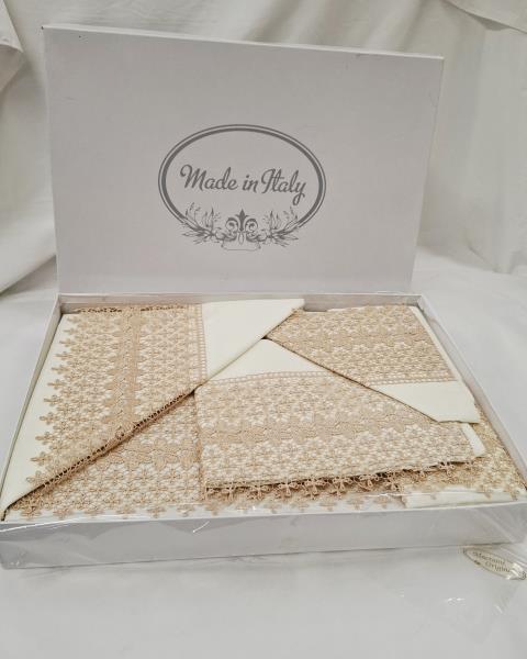 COFANETTO BIANCHERIA MACRAMÈ