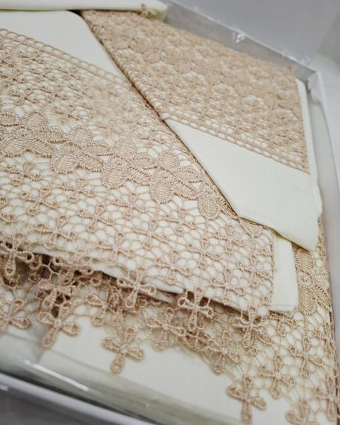 COFANETTO BIANCHERIA MACRAMÈ