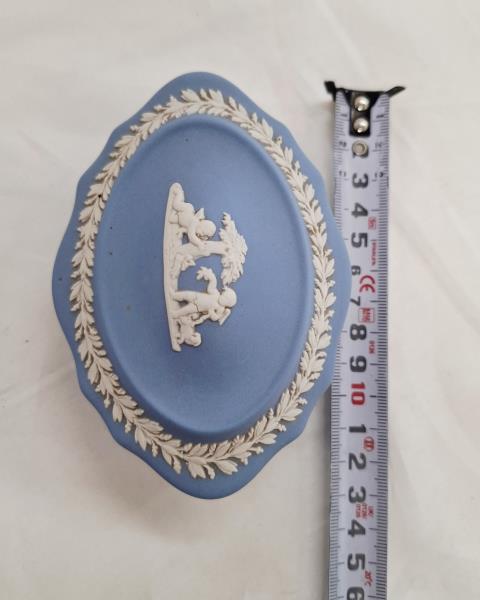 COFANETTO CERAMICA WEDGWOOD AZZURRA