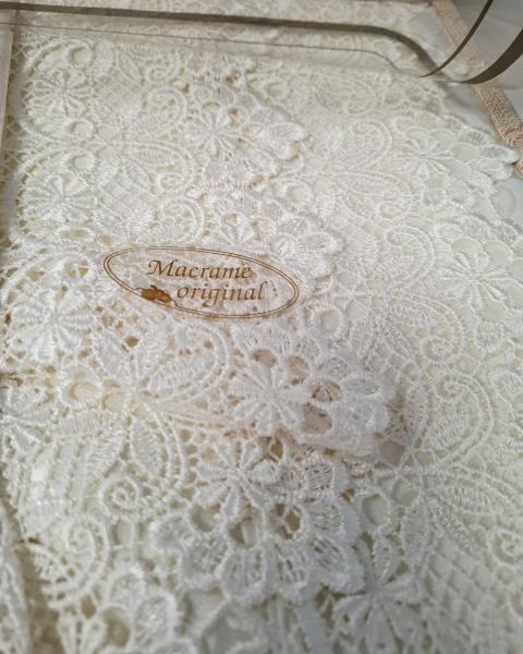 COFANETTO COPRILETTO + LENZUOLO MACRAME'