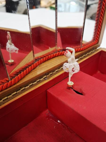 COFANETTO PORTAGIOIE  CARILLON VINTAGE