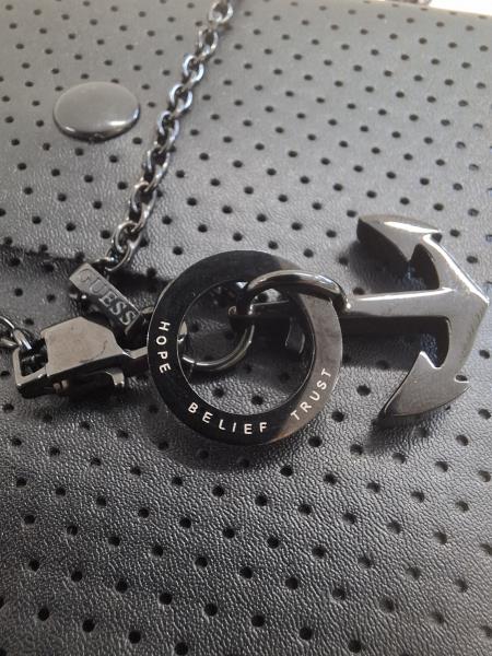 COLLANA NERA GUESS ANCORA