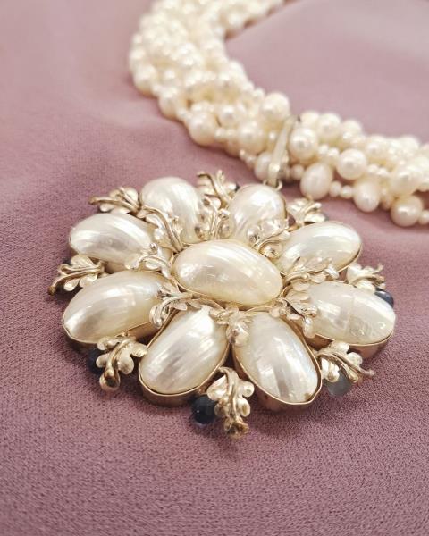 COLLANA OPHELIA PERLE CIONDOLO FIORE