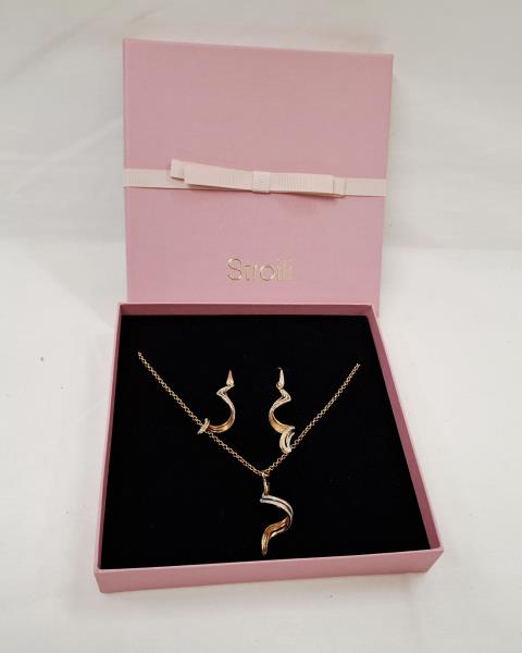 COLLANA + ORECCHINI STROILI DORATI