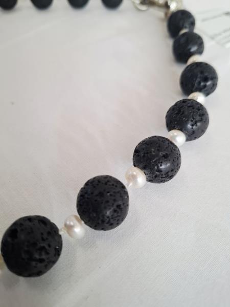 COLLANA PIETRA LAVICA