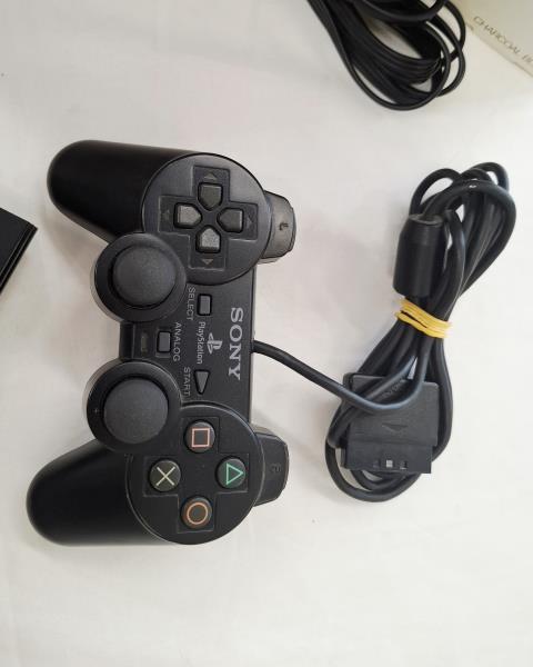 CONSOLE PS2 SLIM + 2 JOYSTICK