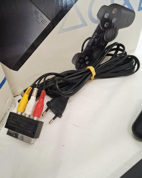 CONSOLE PS2 SLIM + 2 JOYSTICK