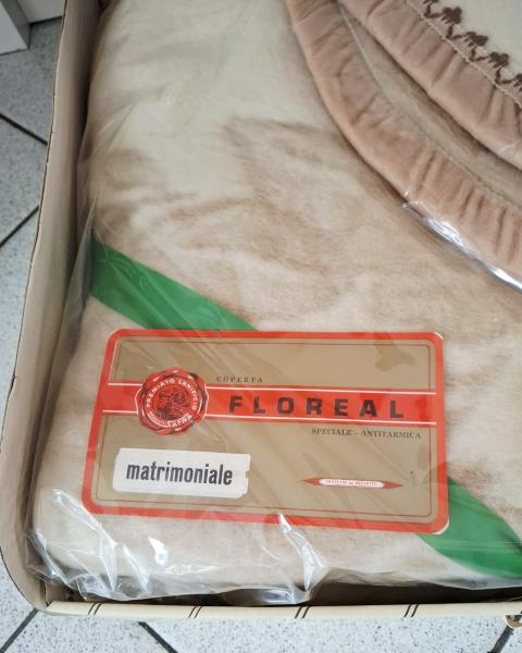 COPERTA LANA MATRIMONIALE FLOREAL MARRONE
