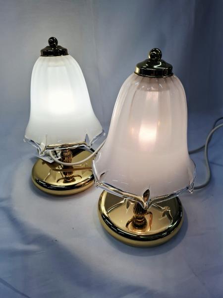 COPPIA ABATJOUR BASE OTTONE CAPPELLO VETRO BIANCO