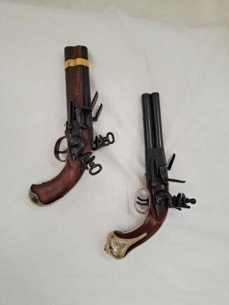COPPIA PISTOLE COLLEZIONE JAMES BARBAR
