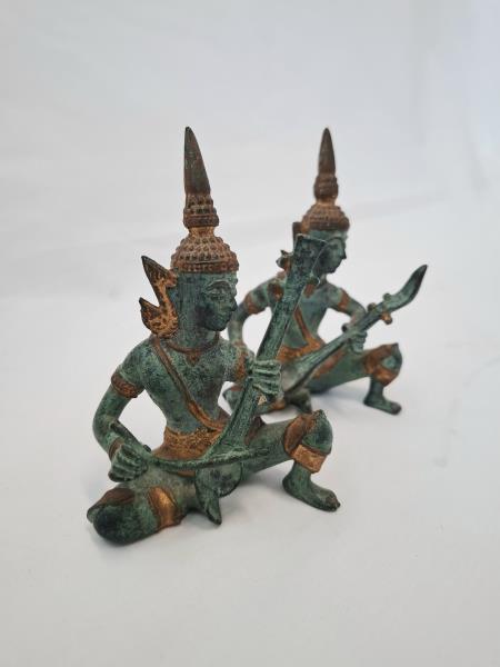 COPPIA STATUETTE THAILANDESI MUSICISTI TEPPANOM BRONZO