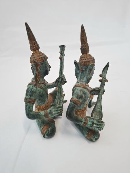 COPPIA STATUETTE THAILANDESI MUSICISTI TEPPANOM BRONZO