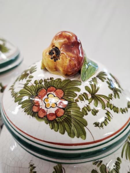 COPPIA VASI FARMACIA (un coperchio interno sbeccato)