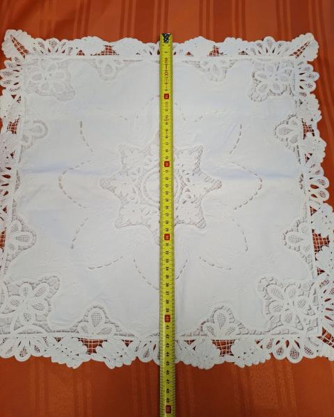 COPRICUSCINO BIANCO PIZZO E RICAMI