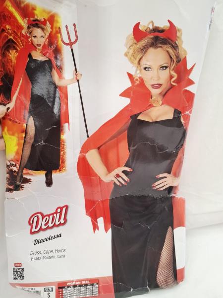 COSTUME HALLOWEEN 