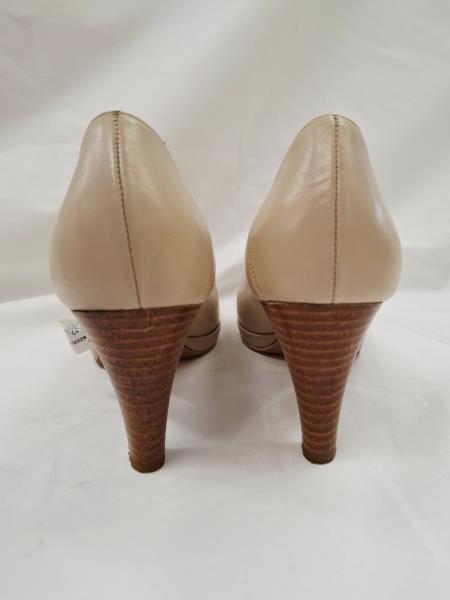 DÉCOLLETÉ CINZIA VALLE BEIGE PELLE N 37