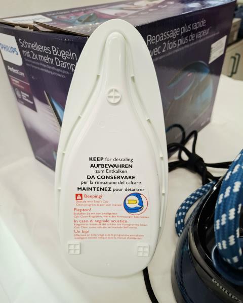 FERRO DA STIRO A VAPORE PHILIPS PERFETC CARE BLU